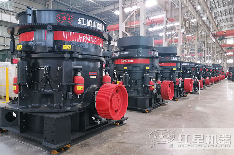 圆锥破碎机图片